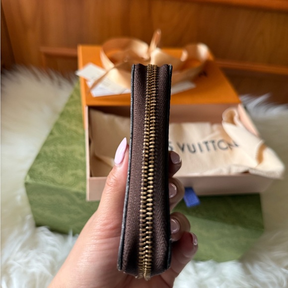 🤎 Louis Vuitton Monogram Zippy Coin Wallet 🤎 - Picture 6 of 15